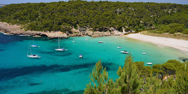 Alquiler de barcos para buceo y paseos en barco en Menorca