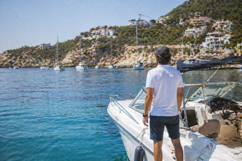 Primera vez alquilando un barco en Ibiza: qué esperar y cómo prepararse