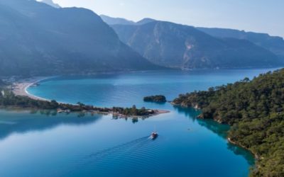Turquía vs Grecia: ¿Qué destino mediterráneo es mejor para navegar?